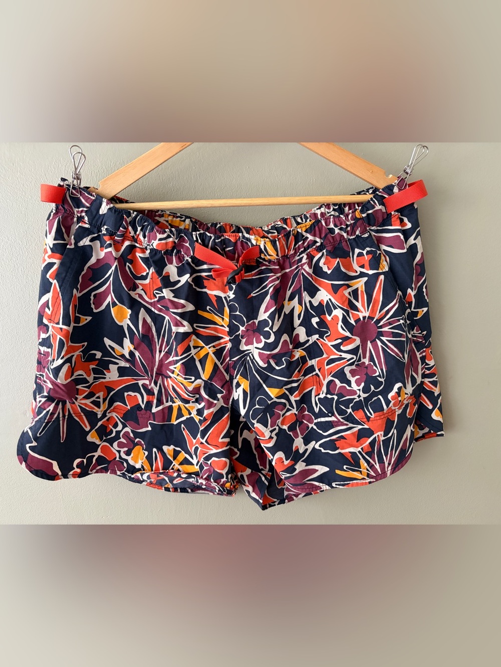 Women’s REI shorts 1x